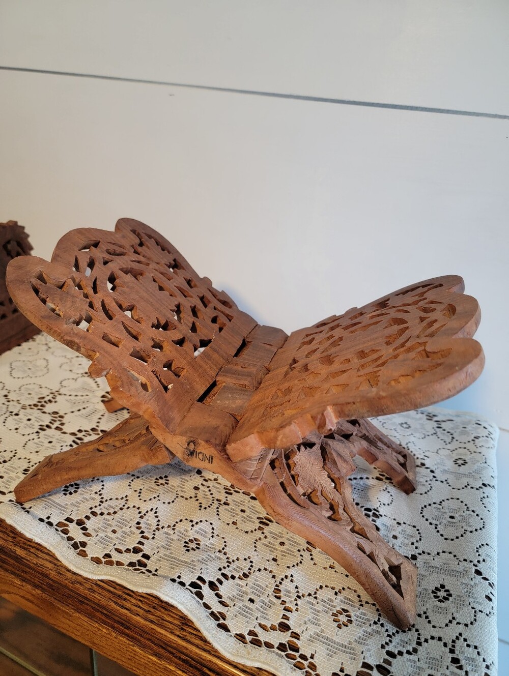 Vintage Sheesham Hand-Carved Book Holder/Rehal
